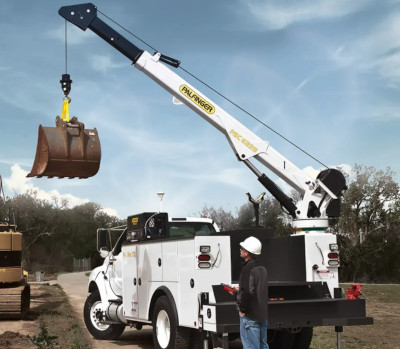 Palfinger Mechanics Truck